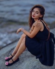 Sexy Anushka Sen in a Black Sleeveless A Line Mini Dress Photos 04