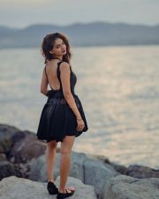 Sexy Anushka Sen in a Black Sleeveless A Line Mini Dress Photos 08