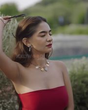 Sexy Anushka Sen in a Red Off Shoulder Bodycon Dress Photos 01