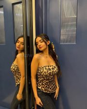 Sexy Anushka Sen in a Strapless Leopard Printed Top and Denim Pant Photos 03 Sexy Anushka Sen in a Strapless Leopard Printed Top and Denim Pant Photos 03