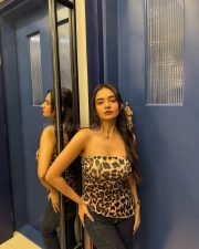 Sexy Anushka Sen in a Strapless Leopard Printed Top and Denim Pant Photos 04 Sexy Anushka Sen in a Strapless Leopard Printed Top and Denim Pant Photos 04