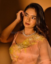 Sexy Anushka Sen in a Transparent Floral Saree Pictures 04