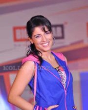 Sexy Asin Ramp Walk Pictures 08