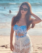 Sexy Hot Anushka Sen in a White Floral Printed Monokini Swimsuit Pictures 01