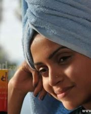Sexy Sheena Shahabadi Pictures 01