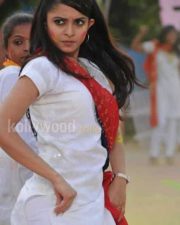 Sexy Sheena Shahabadi Pictures 09