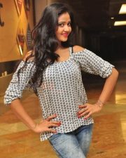 Shreya Vyas Sexy Stills 11