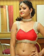Shriya Vyas Spicy Hot Photos 33