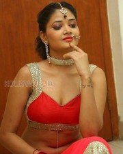 Shriya Vyas Spicy Hot Photos 46