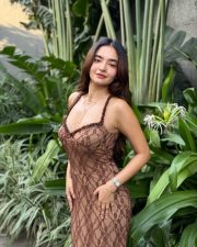 Sizzling Anushka Sen in a Brown Bodycon Dress Photos 05