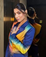 Stylish Actress Akanksha Puri in a Multicolor Gradient Satin Blazer Photos 02