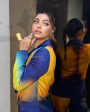 Stylish Actress Akanksha Puri in a Multicolor Gradient Satin Blazer Photos 03 Stylish Actress Akanksha Puri in a Multicolor Gradient Satin Blazer Photos 03