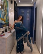 TV Actress Anushka Sen in a Blue and Grey Saree with a Thin Strap Sleeveless Blouse Photos 04