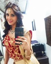 TV Actress Chahat Khanna Photos 12
