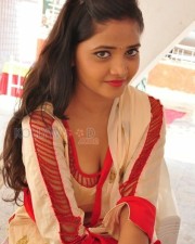 Telugu Actress Shreya Vyas Cleavage Photos 35