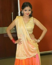 Telugu Actress Shreya Vyas New Pictures 17