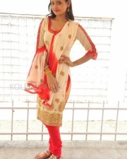Telugu Actress Shreya Vyas Photos 09