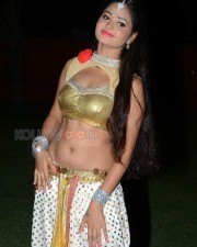 Telugu Actress Shreya Vyas Pictures 30