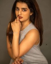 Thondara Padaku Sundara Vadhana Fame Sirri Raju Photoshoot Pictures 05