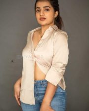 Thondara Padaku Sundara Vadhana Fame Sirri Raju Photoshoot Pictures 09