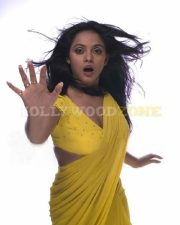 neetu chandra 031237557161