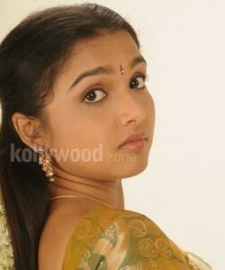 Actress Deepti Nambiar Pictures 04