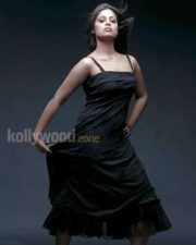 Actress Sindhu Menon Photos 08
