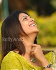 Cute Sindhu Menon Pictures 07