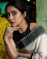 Regina Cassandra Black and White Checkered Saree Photoshoot Pictures 02