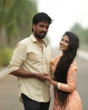 Sanjeevan Movie Hero and Heroine Vinod and Divya Duraisamy Photo 01