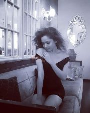 Tv Actress Ankita Lokhande Photos 04