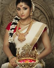 Actress Adhiti Traditional Photo Shoot Pictures 05
