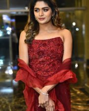 Actress Aditi Shankar at Bhairavam Movie Pre Release Event Pictures 35