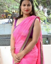 Actress Inaya Sultana at Prasanna Bhumi Entertainments Movie Opening Photos 03