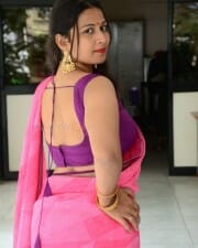 Actress Inaya Sultana at Prasanna Bhumi Entertainments Movie Opening Photos 10
