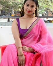 Actress Inaya Sultana at Prasanna Bhumi Entertainments Movie Opening Photos 18