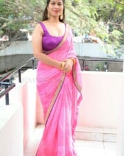 Actress Inaya Sultana at Prasanna Bhumi Entertainments Movie Opening Photos 36
