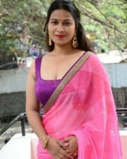 Actress Inaya Sultana at Prasanna Bhumi Entertainments Movie Opening Photos 37