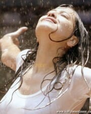 Actress Madalasa Sharma Sexy Pictures 01