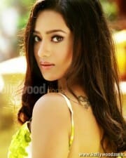 Actress Madalasa Sharma Sexy Pictures 08