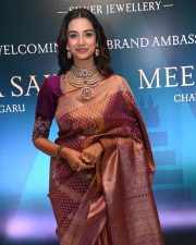 Actress Meenakshi Chaudhary at Vaarahi Silver Jewellery Grand Launch Photos 08