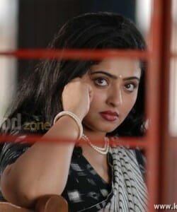 Actress Mumtaj In Dhik Dhik Tamil Movie Pictures 03