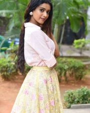 Actress Neha Solanki At Chalo Premiddam Movie Pre Release Press Meet Pictures 13