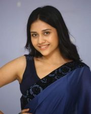 Actress Richa Joshi at Madhi Movie Trailer Launch Photos 11