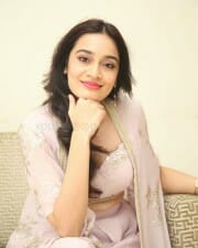 Actress Saathvika Raj at Neetho Movie Teaser Launch Photos 01