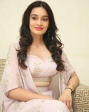 Actress Saathvika Raj at Neetho Movie Teaser Launch Photos 20
