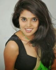 Actress Shravya Reddy Sexy Navel Cleavage Photos 10