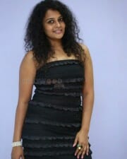Actress Sonia At Mayaamaal Pre Release Event Pictures 23
