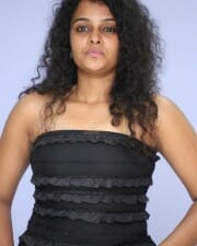 Actress Sonia At Mayaamaal Pre Release Event Pictures 30