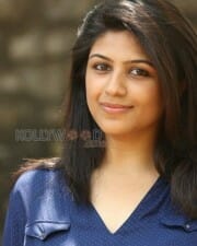 Actress Supriya Isola Photos 12